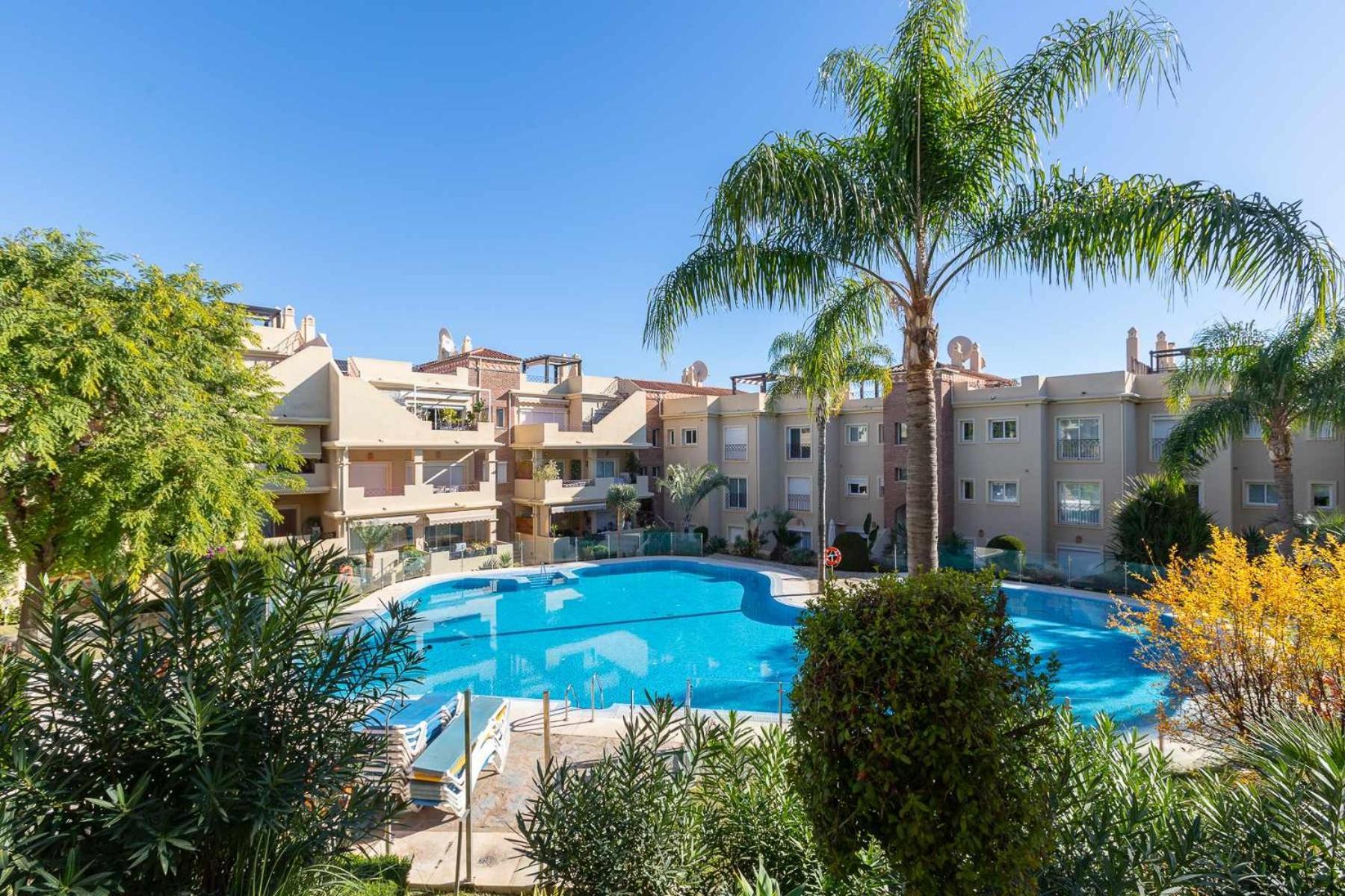 Toscana Hills Con Piscina En Esteponamarbella Exteriör bild